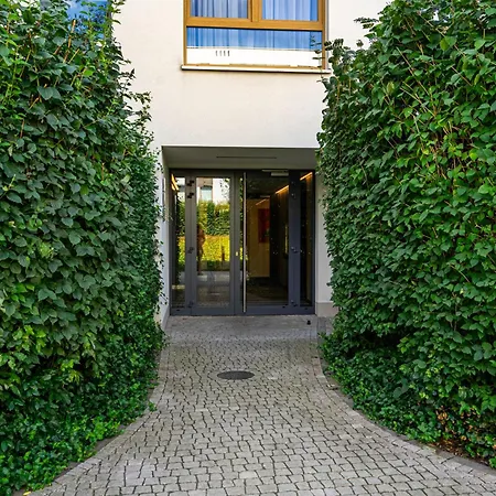 Wola - Parking, Balcony, Quiet & Quarter - By Rentujemy Apartmán *