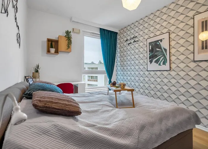 Apartament Wola - Parking, Balcony, Quiet & Quarter - By Rentujemy *